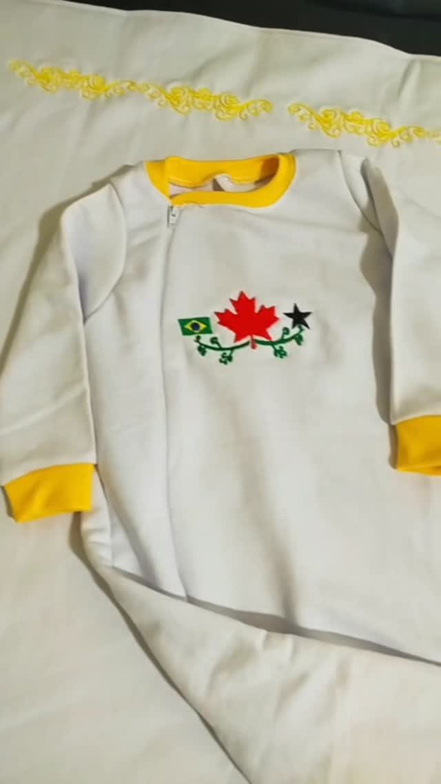 Bordado em body de bebê
